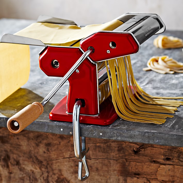 http://www.everydaygourmetsf.com/wp-content/uploads/2015/02/pasta-machine.jpg